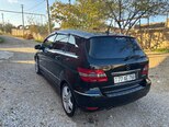 Mercedes B 180-2