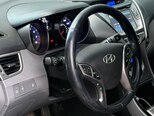 Hyundai Elantra-11