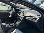 Hyundai Sonata-15