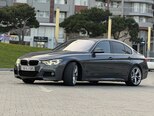 BMW 330-7