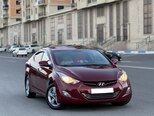 Hyundai Elantra-11