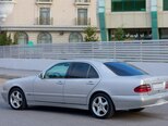 Mercedes E 270-5