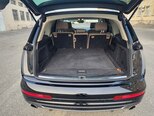 Audi Q7-12
