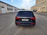 Audi Q7-7