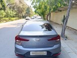 Hyundai Elantra-2