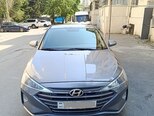 Hyundai Elantra-1