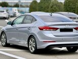 Hyundai Elantra-13