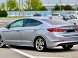 Hyundai Elantra-12