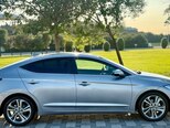 Hyundai Elantra-4