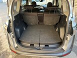 Toyota Sienta-11