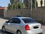 Hyundai Accent-5