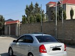Hyundai Accent-7