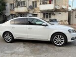 Volkswagen Passat-5