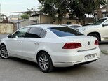 Volkswagen Passat-9