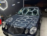 Mercedes E 270-3