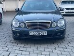Mercedes E 270-6
