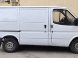 Ford Transit-10