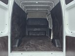 Ford Transit-12