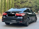 Toyota Camry-7