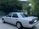 Mercedes 200 D-6