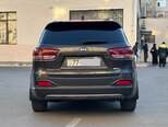 Kia Sorento-4