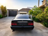 Mercedes E 240-2