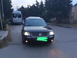 Volkswagen Passat-1