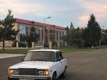 LADA (VAZ) 2107-1