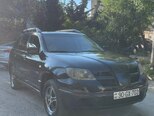 Mitsubishi Outlander-3