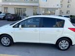 Nissan Tiida-5