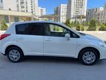 Nissan Tiida-4