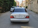 Mercedes E 220-6