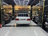 Mercedes E 220 d-4