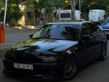 BMW 330-4