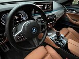 BMW 530e-14