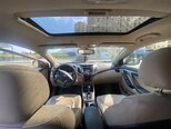 Hyundai Elantra-3