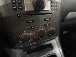 Opel Zafira-15