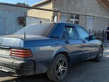 Mercedes 190-10