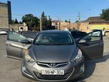 Hyundai Elantra-3