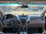 Hyundai Elantra-8