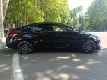 Hyundai Elantra-4