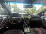 Hyundai Elantra-3