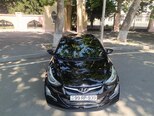 Hyundai Elantra-1