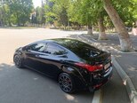 Hyundai Elantra-15