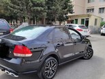 Volkswagen Polo-3