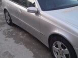 Mercedes E 270-4