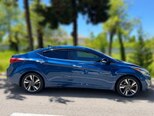 Hyundai Elantra-4