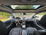 Hyundai Elantra-11