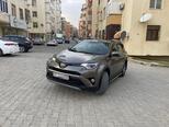 Toyota RAV4-8