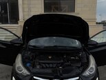 Hyundai Elantra-9